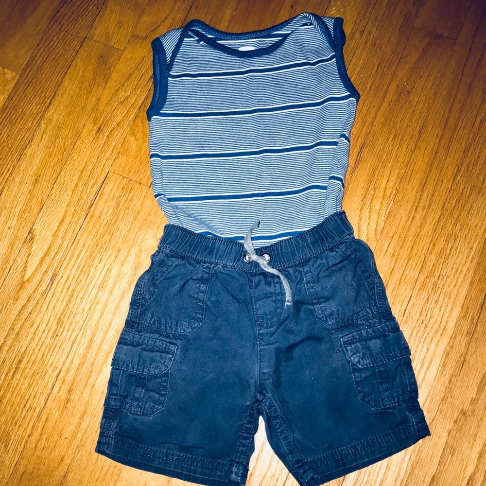 Old Navy Sleeveless Bodysuit & Shorts Sz I8-24 mo